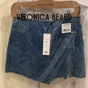 Veronica Beard Jazmin Eyelet Short - Color: Sea Glare - Size: 10 - NWT